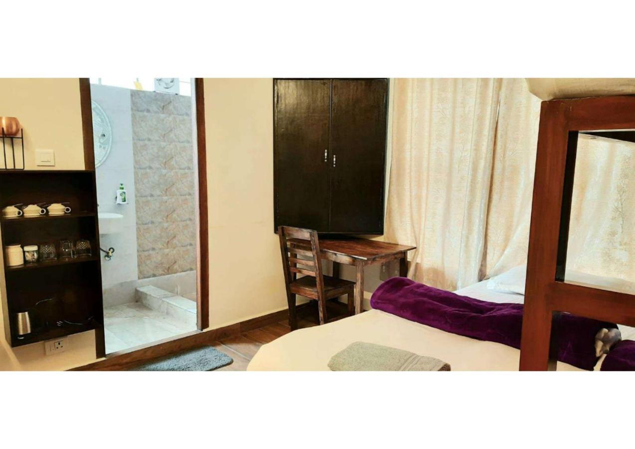 East Blue Homestay Shillong Bagian luar foto
