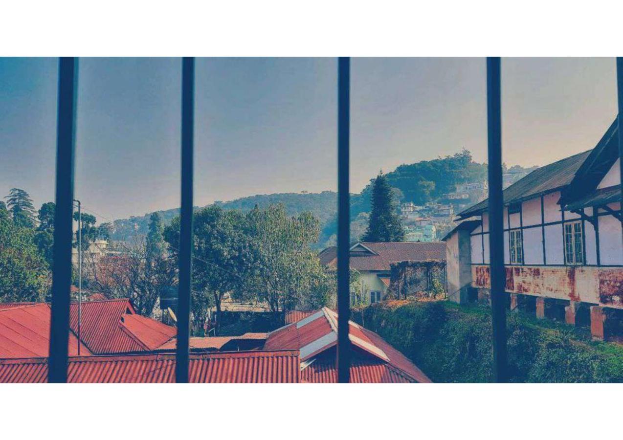 East Blue Homestay Shillong Bagian luar foto